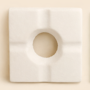 104. Cenicero cuadrado 10x11,5cm